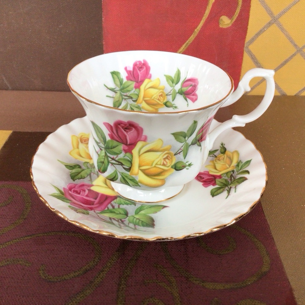 Royal Albert Pink And Yellow Roses Teacup And Saucer